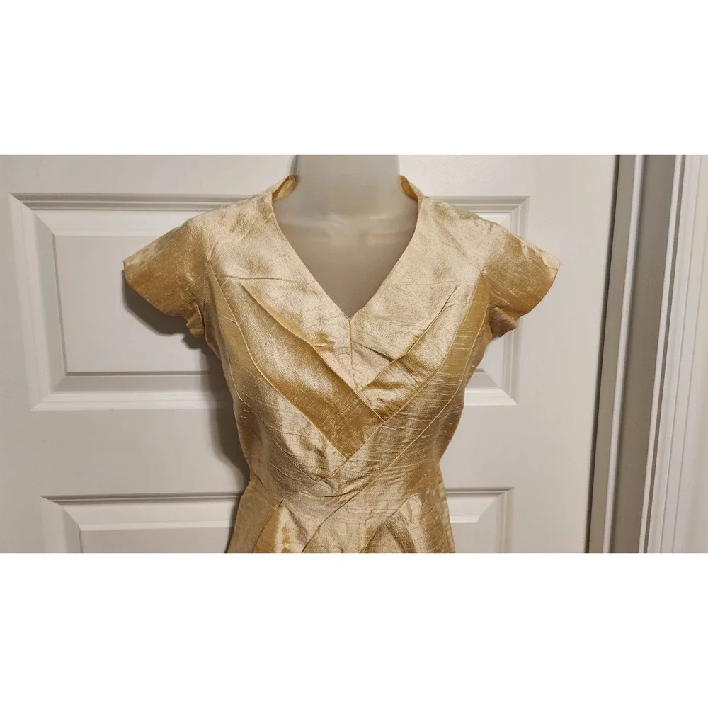 DONNA MORGAN Vintage 90s 100% Silk Gold Champagne Sheath Dress Size 4 Small